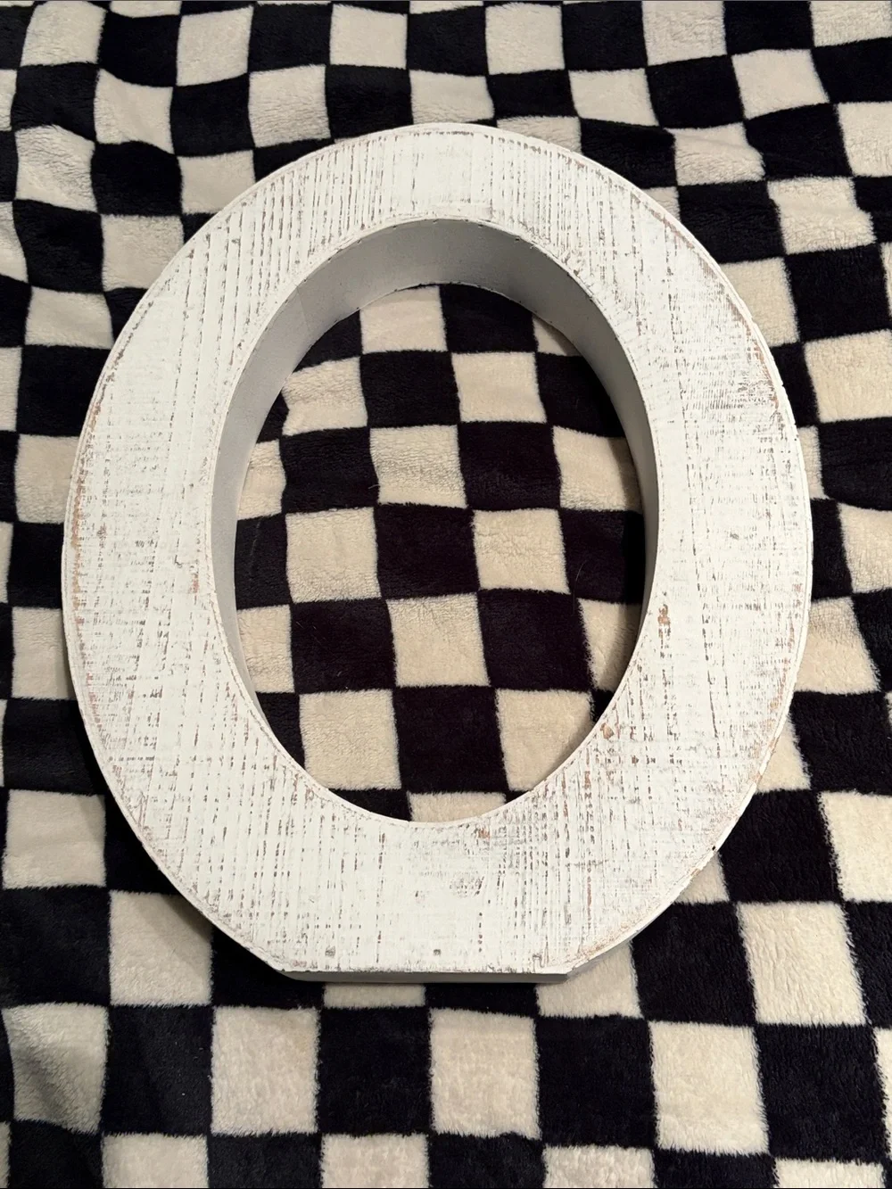 Hobby Lobby White Distressed Wooden Letter O
